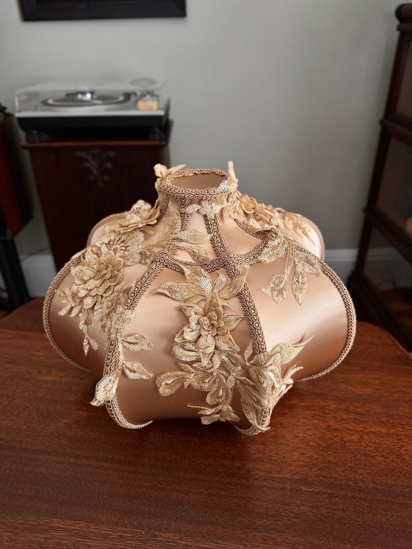 The Golden Pumpkin Shade