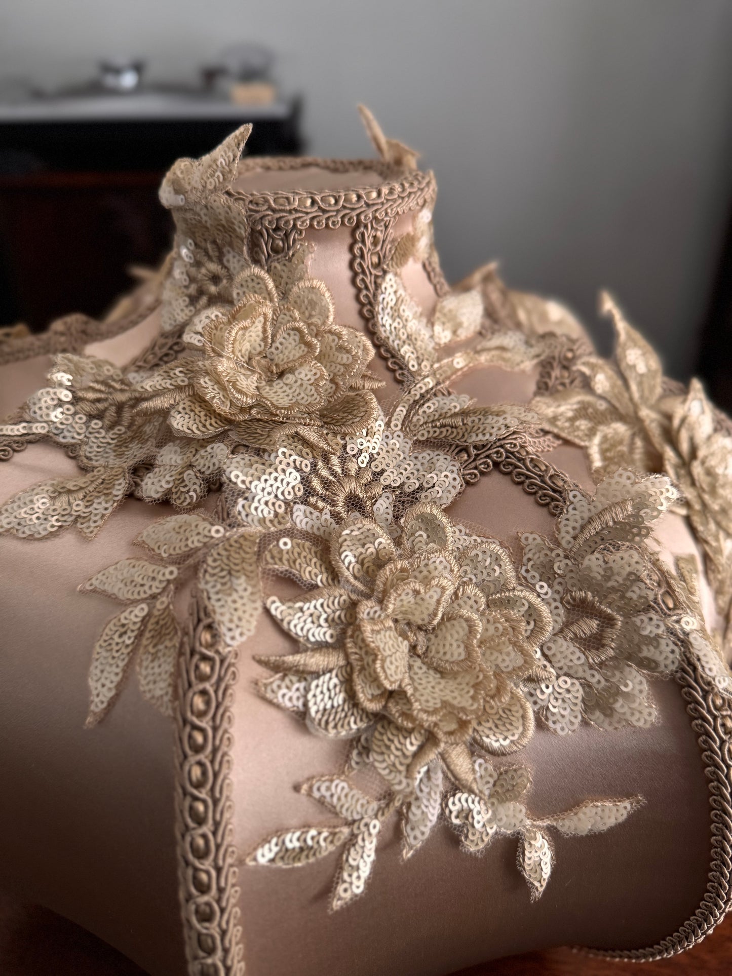 The Golden Pumpkin Shade