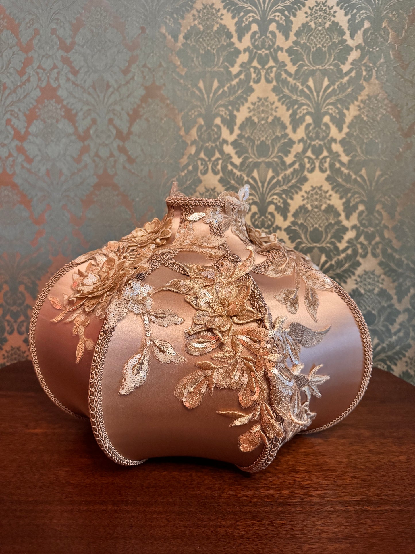 The Golden Pumpkin Shade